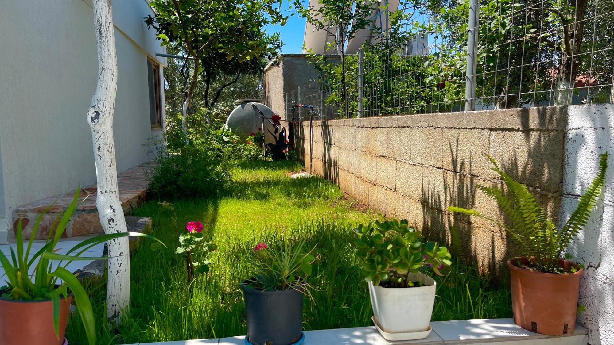Guesthouse Shehu Ksamil Esterno foto
